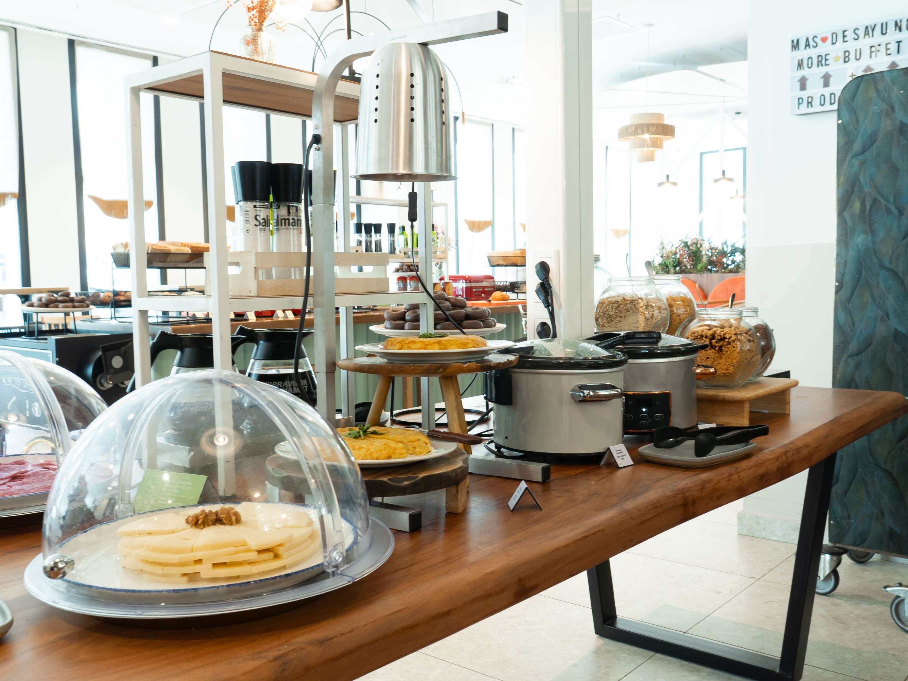 ibis Styles Sevilla City Santa Justa by null