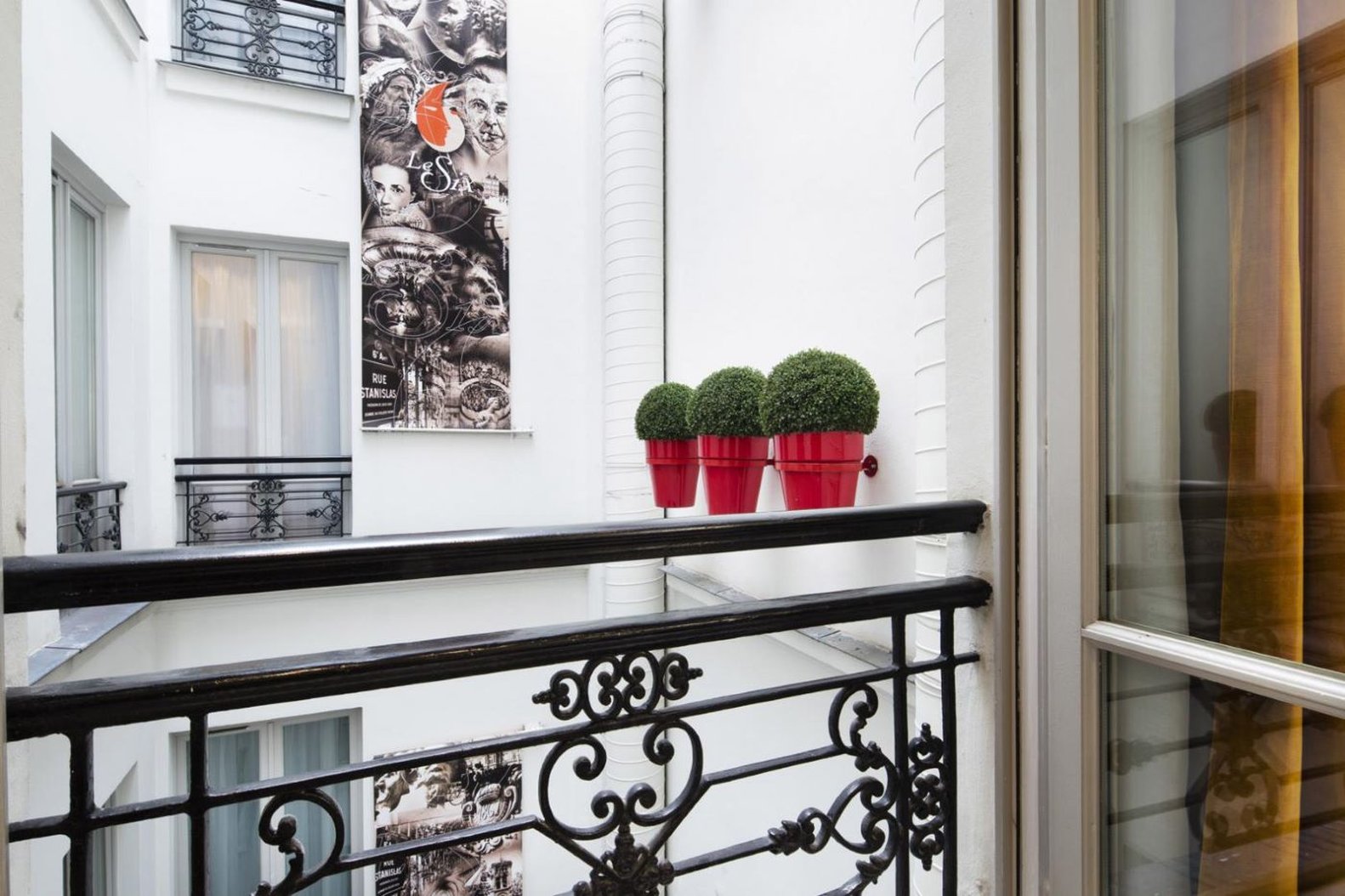 Hôtel Le Six by null