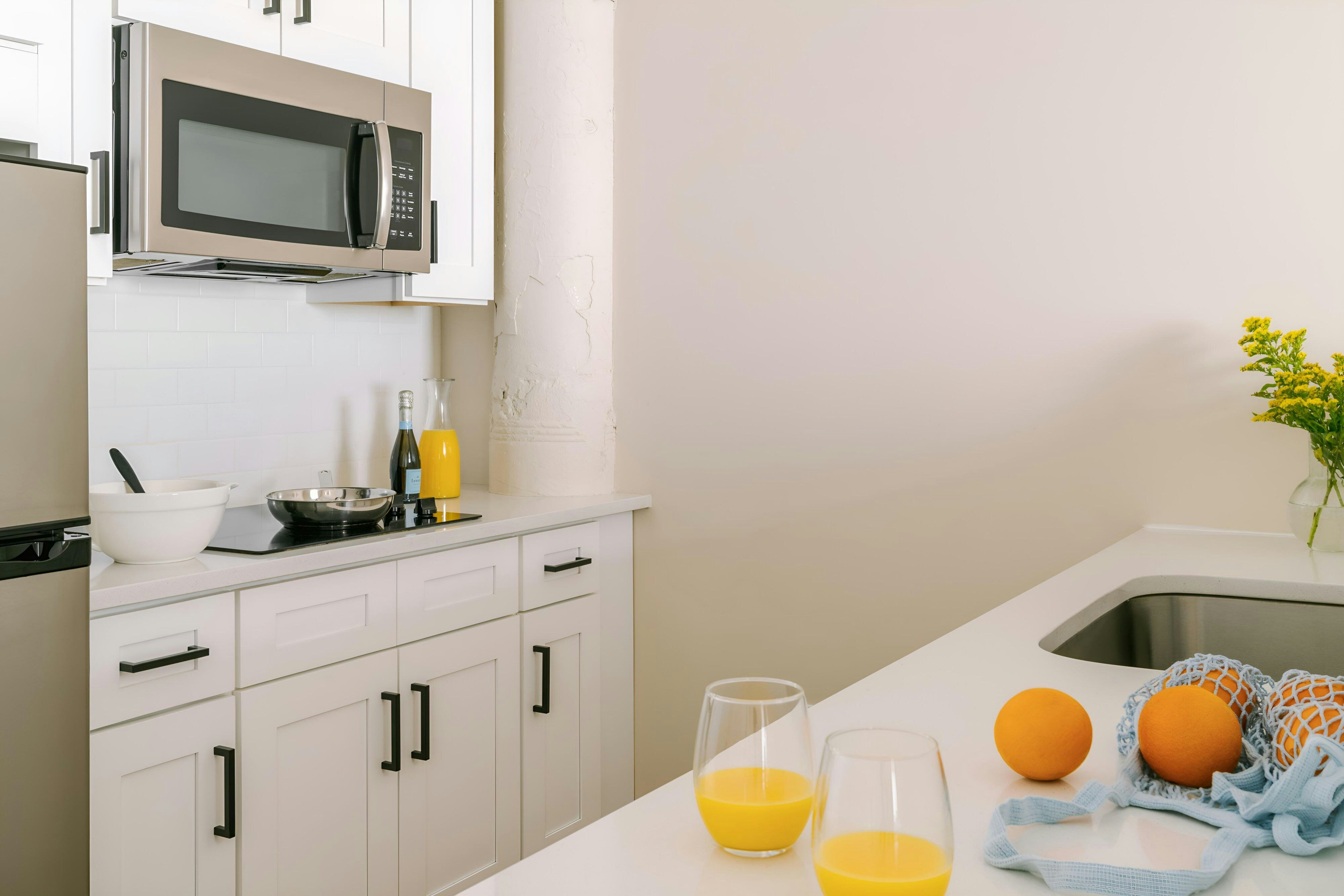 Sonder Jewelers Row Apartments Millenium Park by null