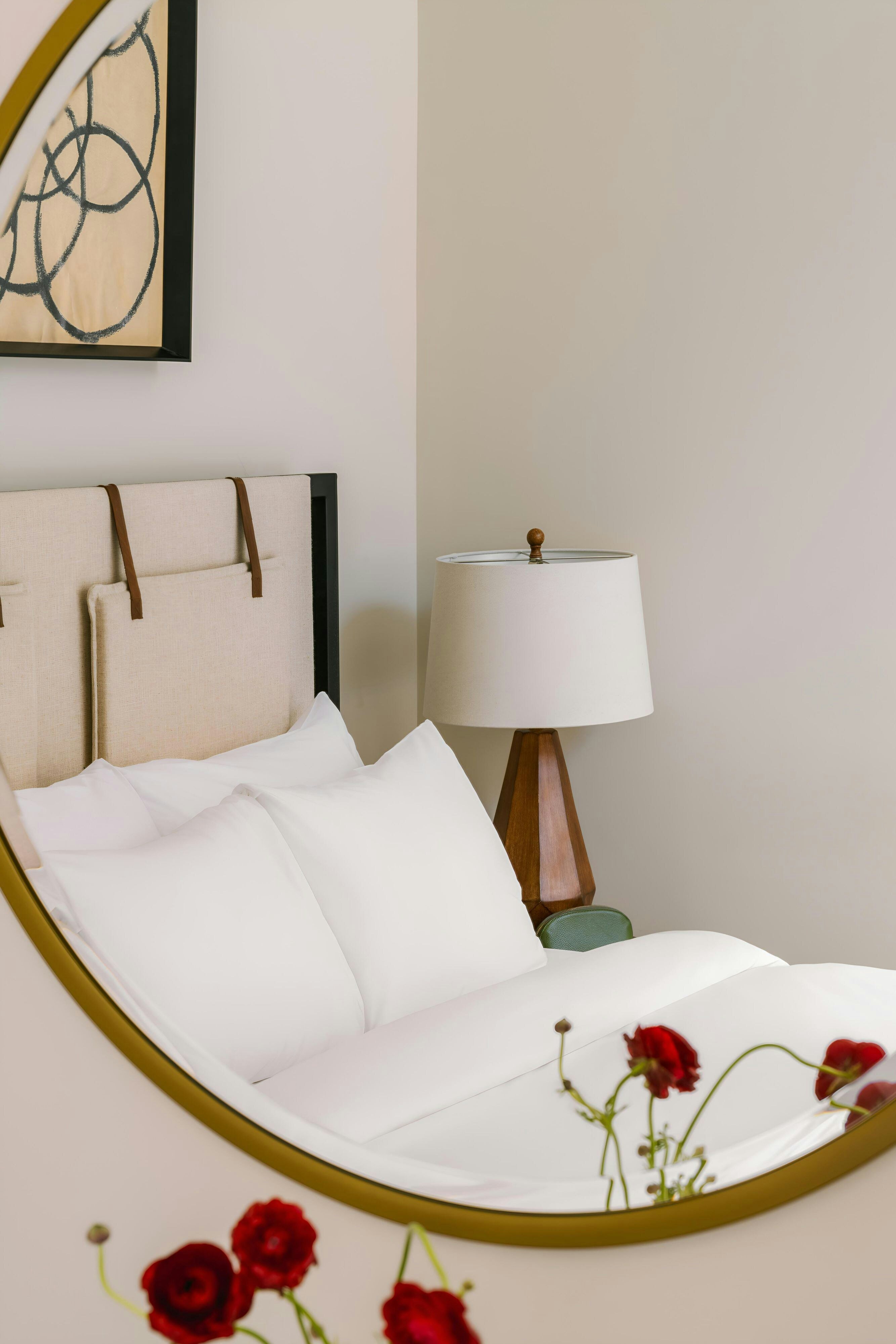 Sonder Jewelers Row Apartments Millenium Park by null