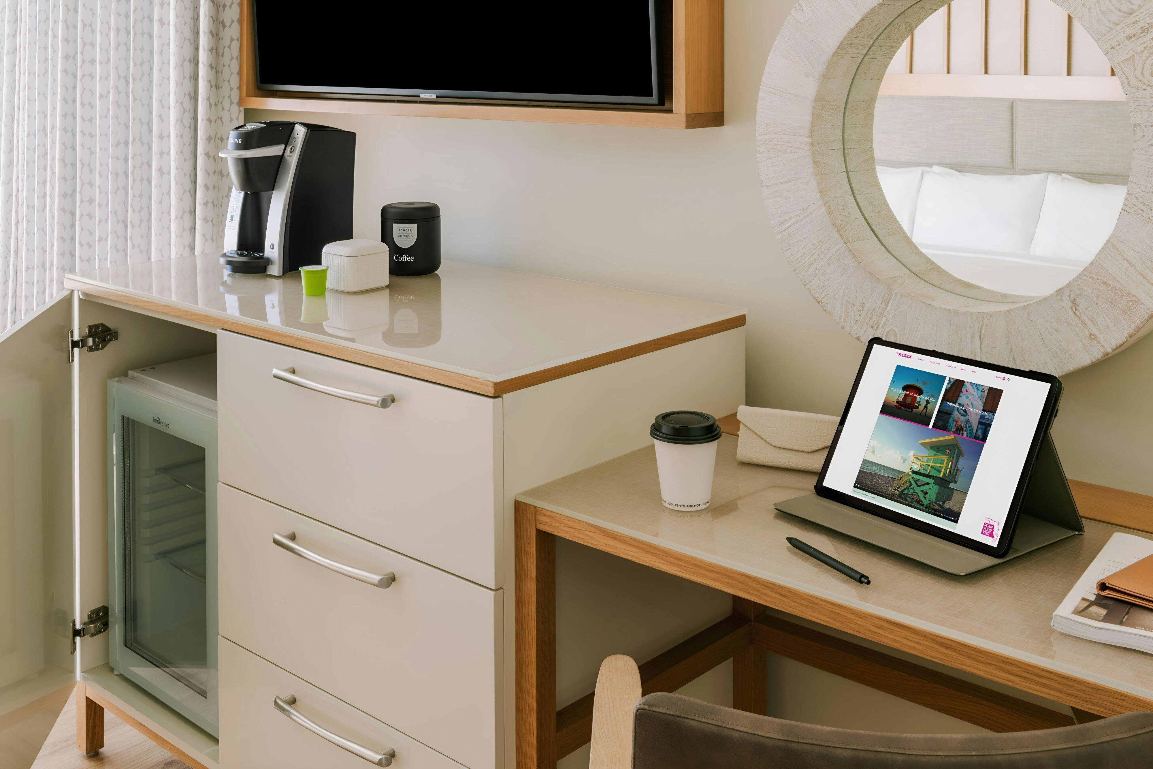 The Abbey Hotel Miami Beach Sonder by null