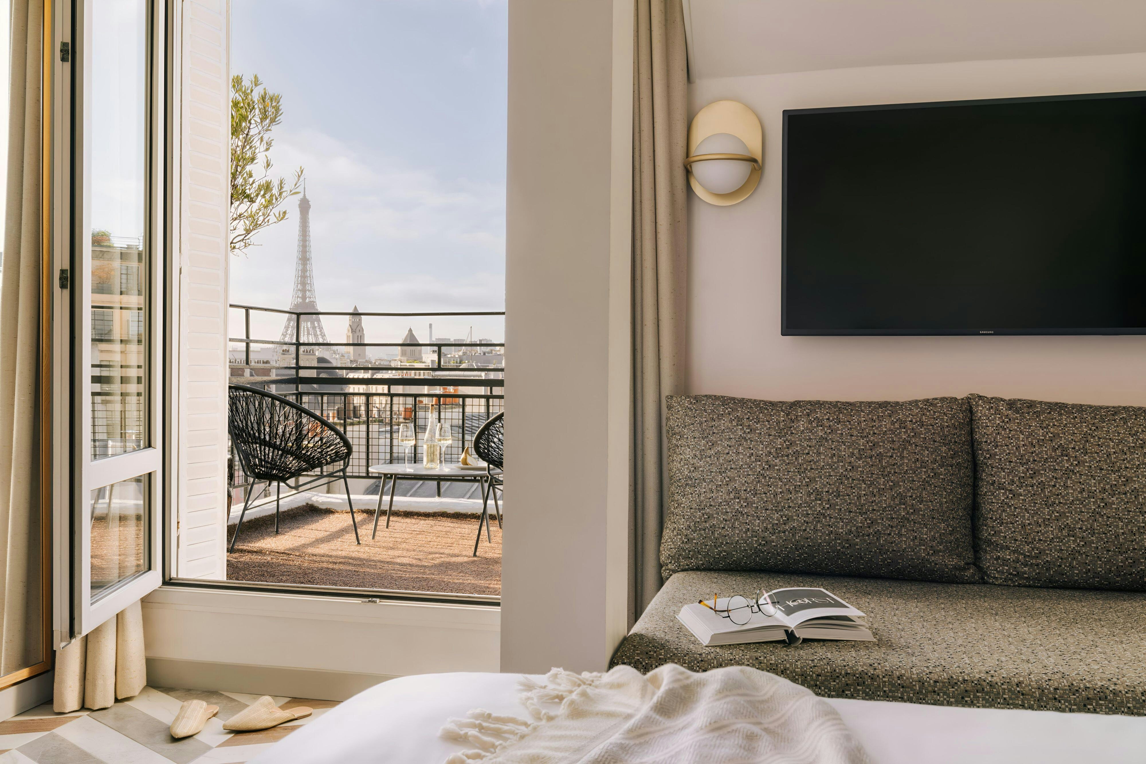 Atala Champs Elysées by null