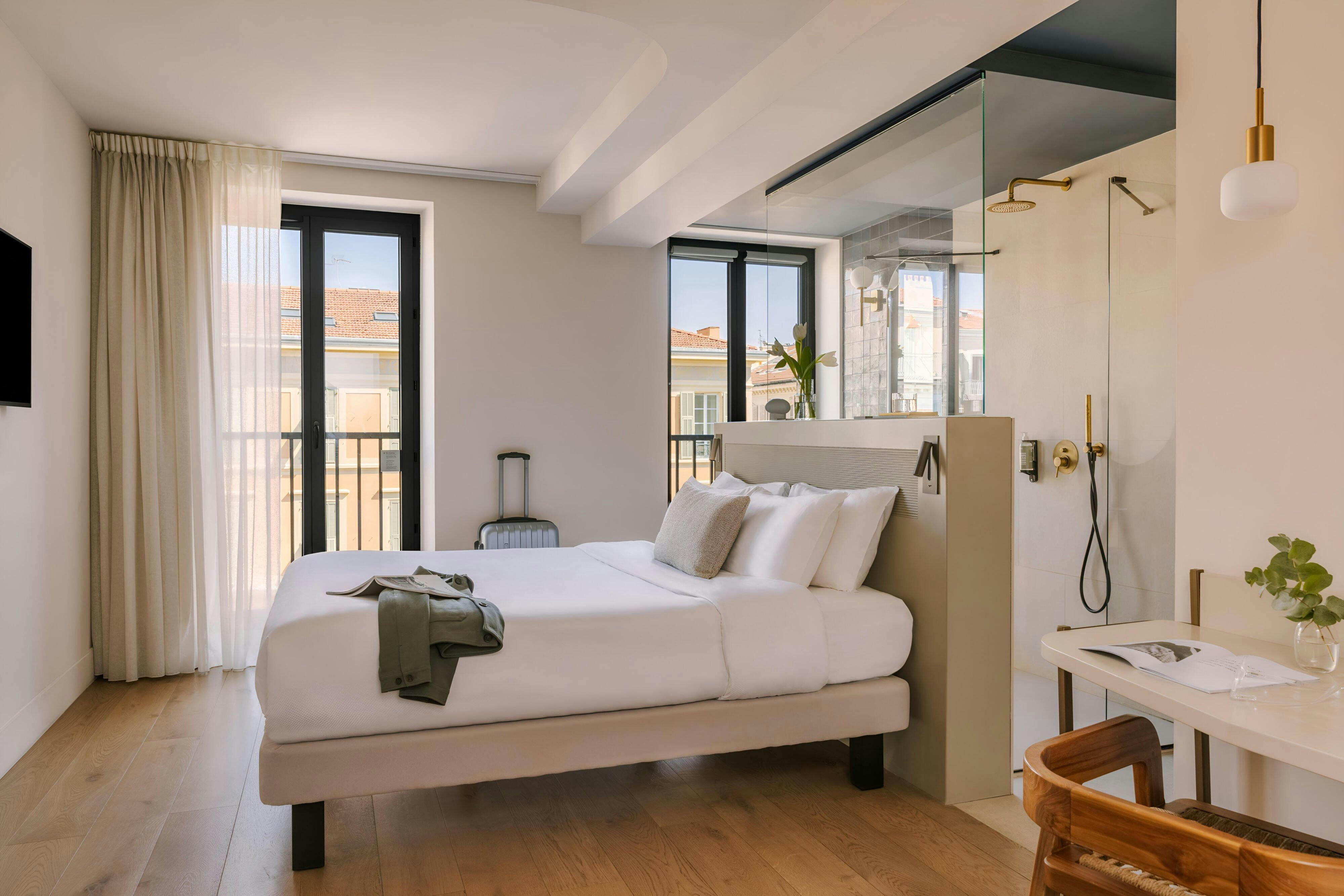 Yelo Jean Médecin Hotel, Sonder by null