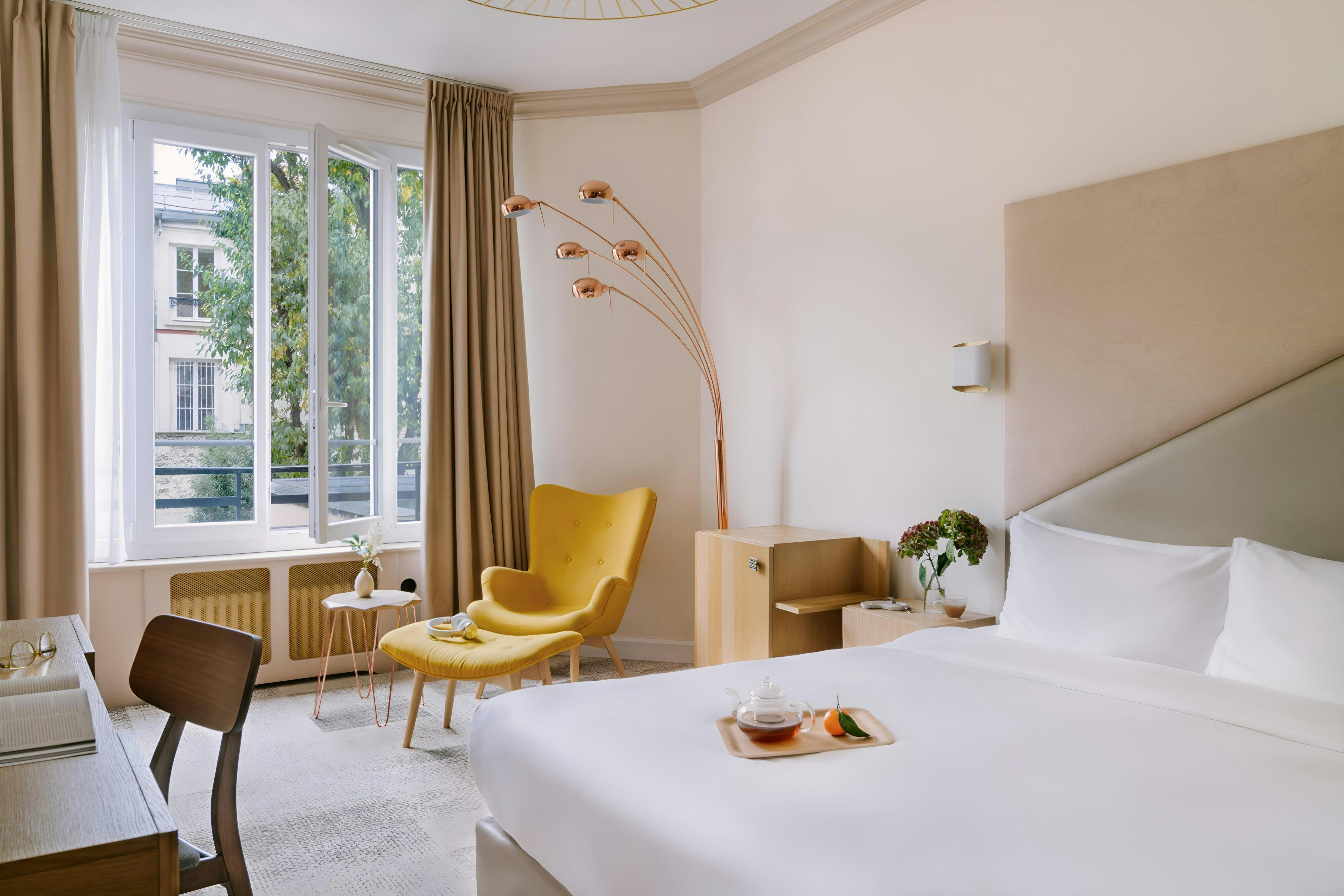 Atala Champs Elysées by null