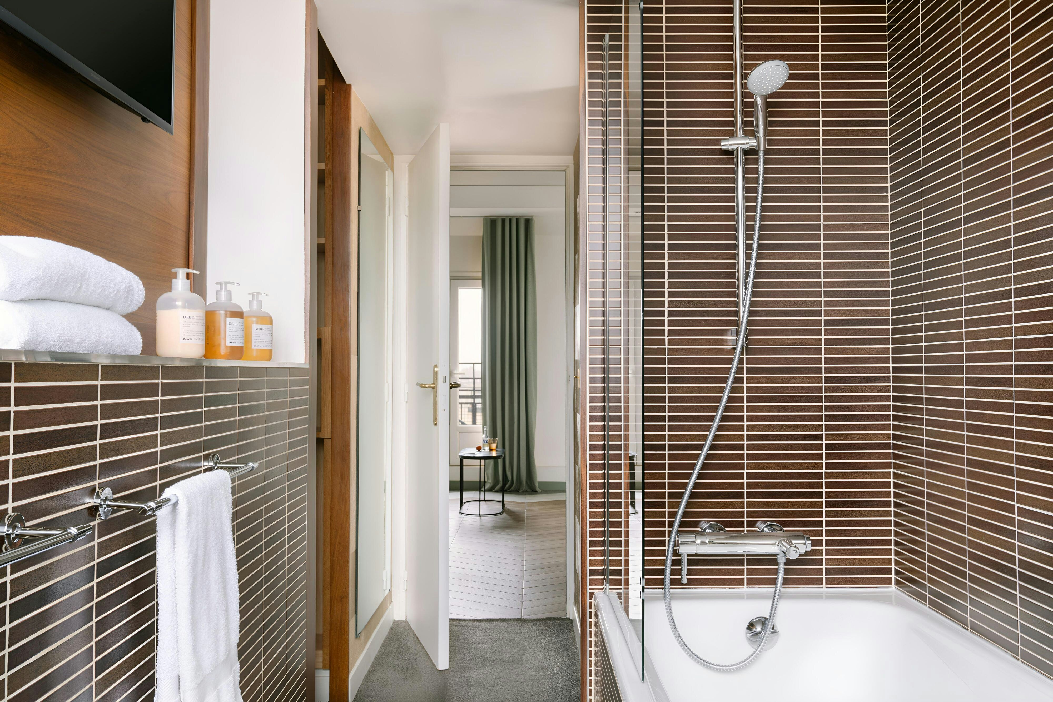 Atala Champs Elysées by null