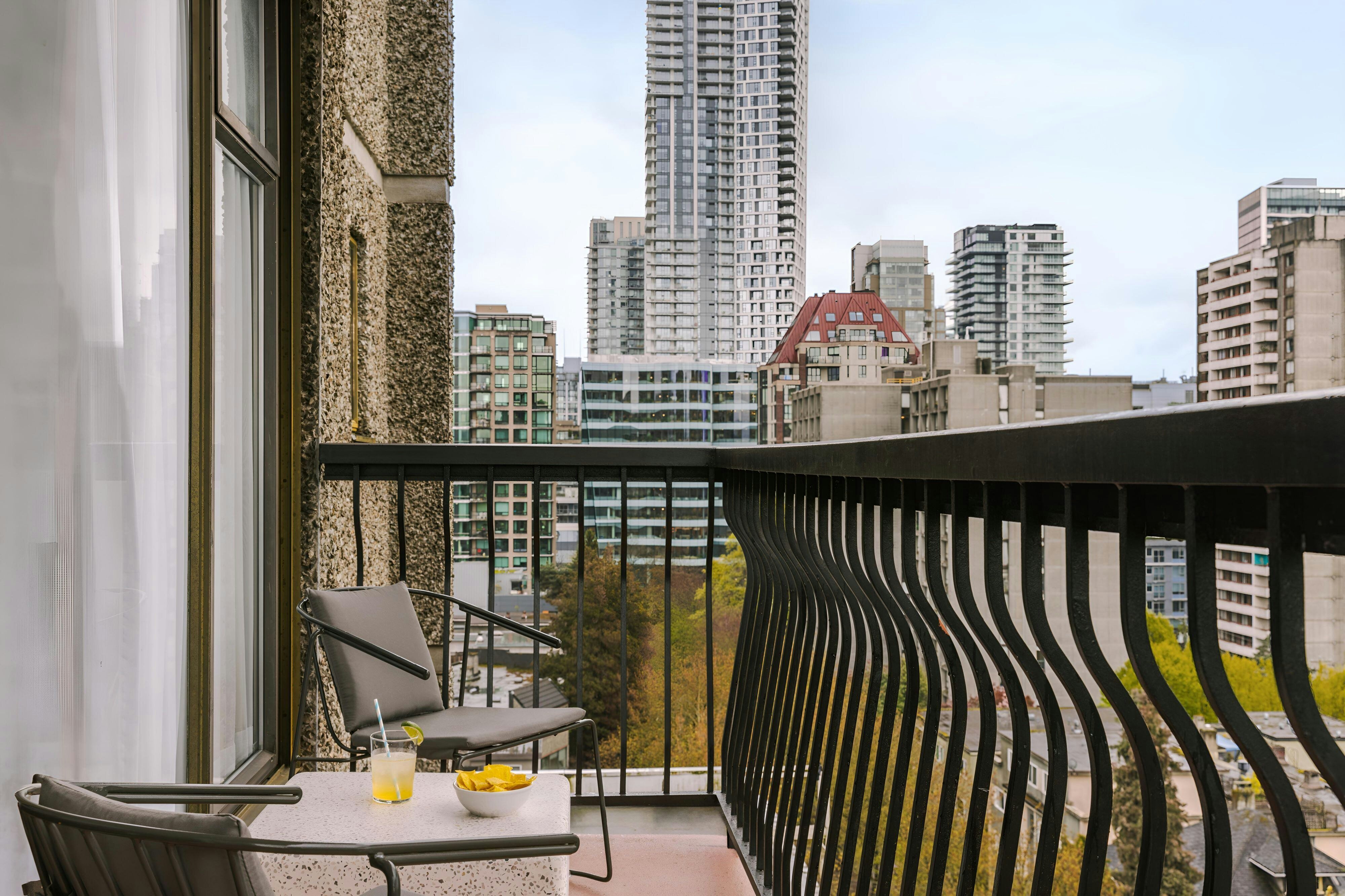 The Sunset Hotel West End by null