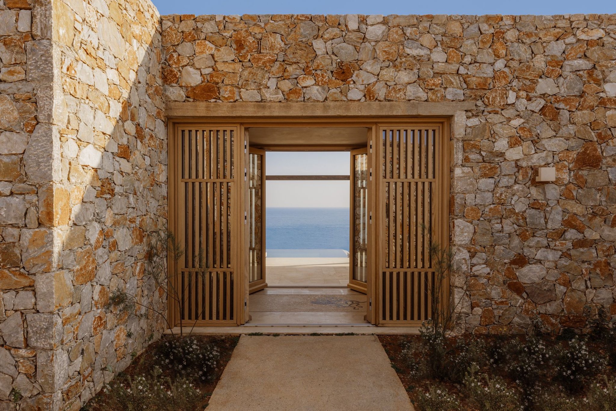 Gundari by null Gundari by null