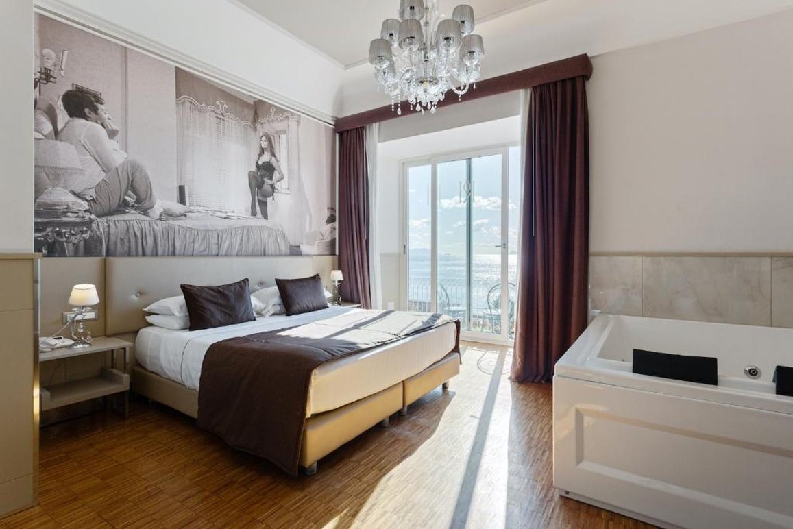 Partenope Relais by null