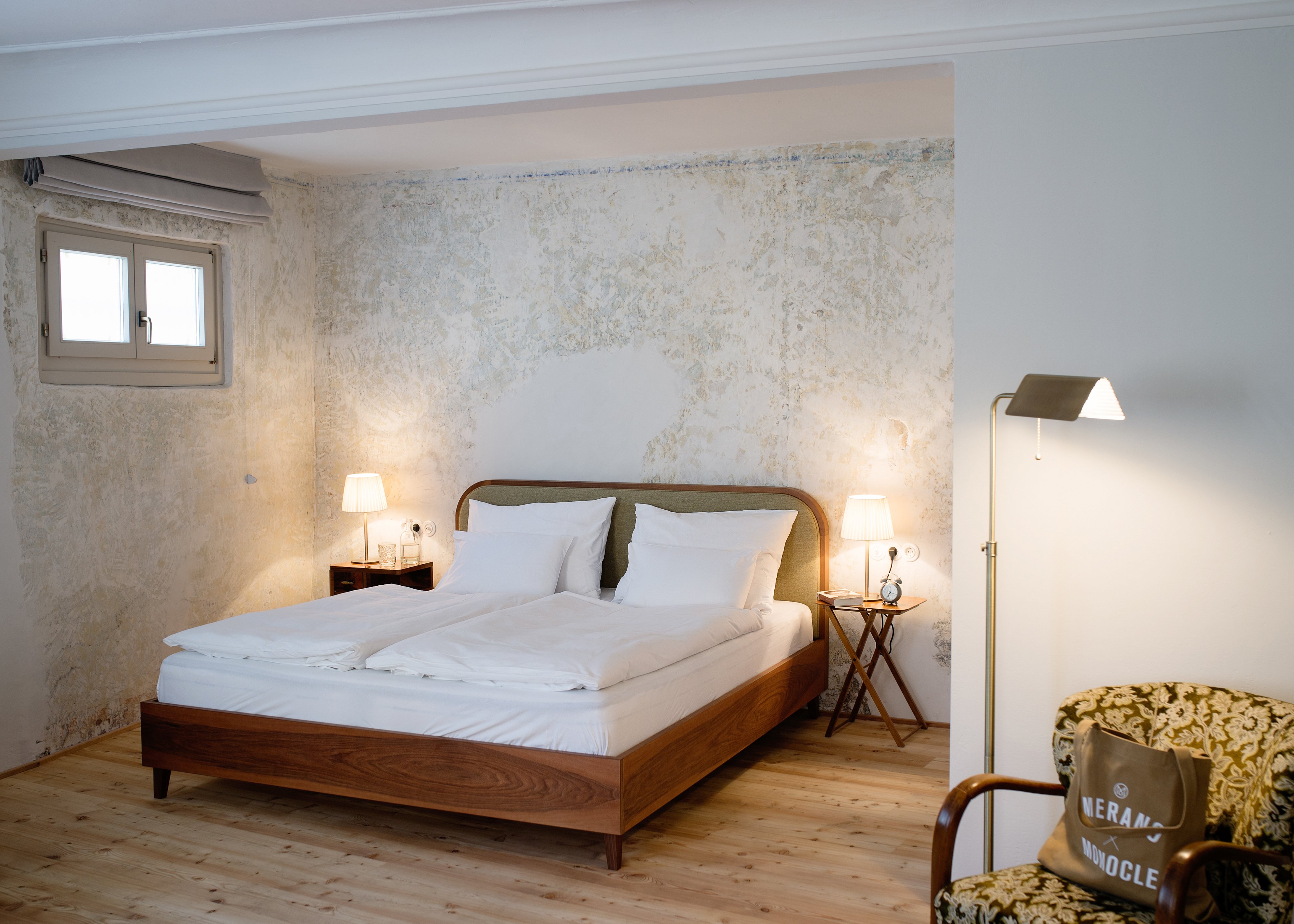 1477 Reichhalter Eat & Sleep by null