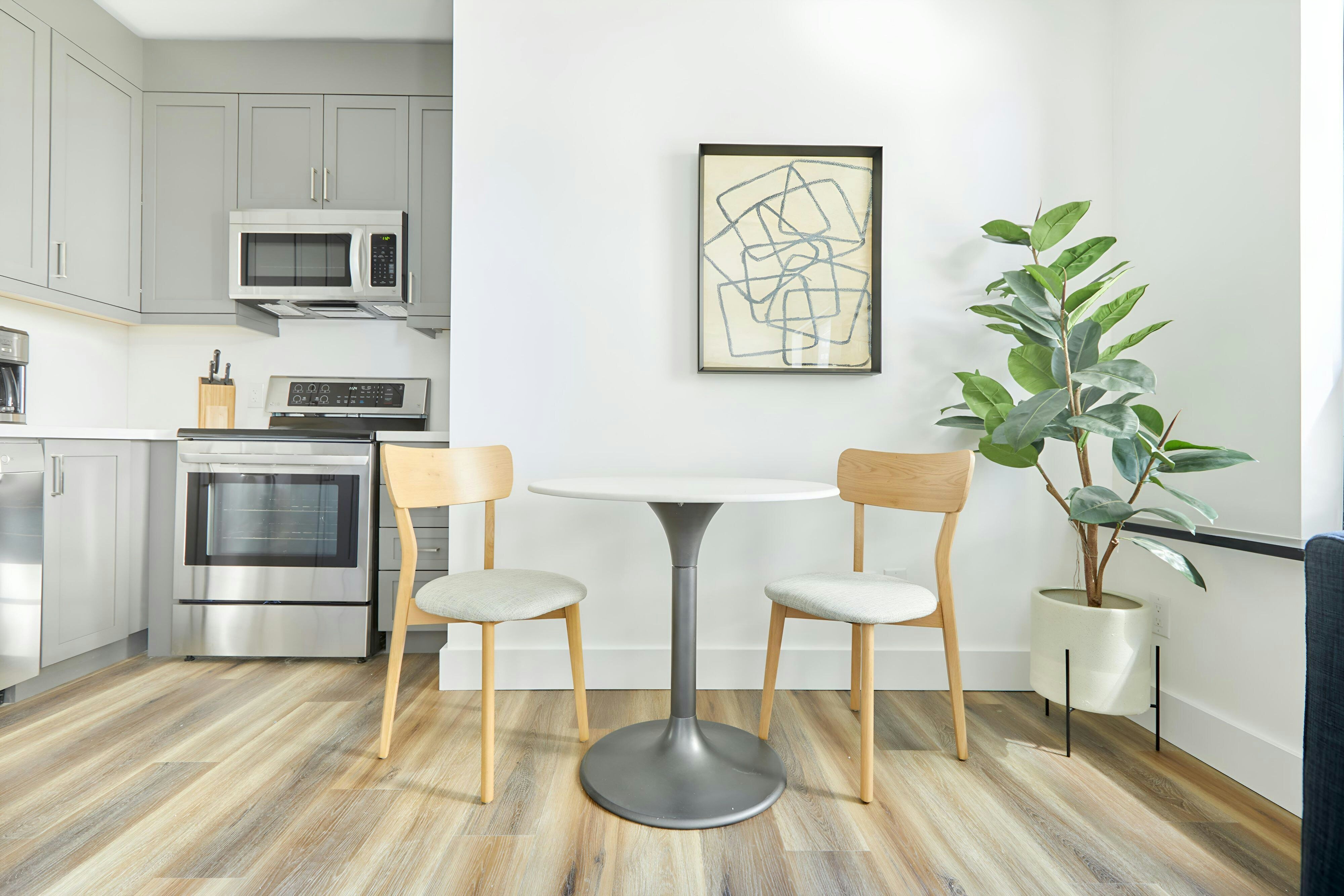 Sonder The Elm Apartments Downtown by null