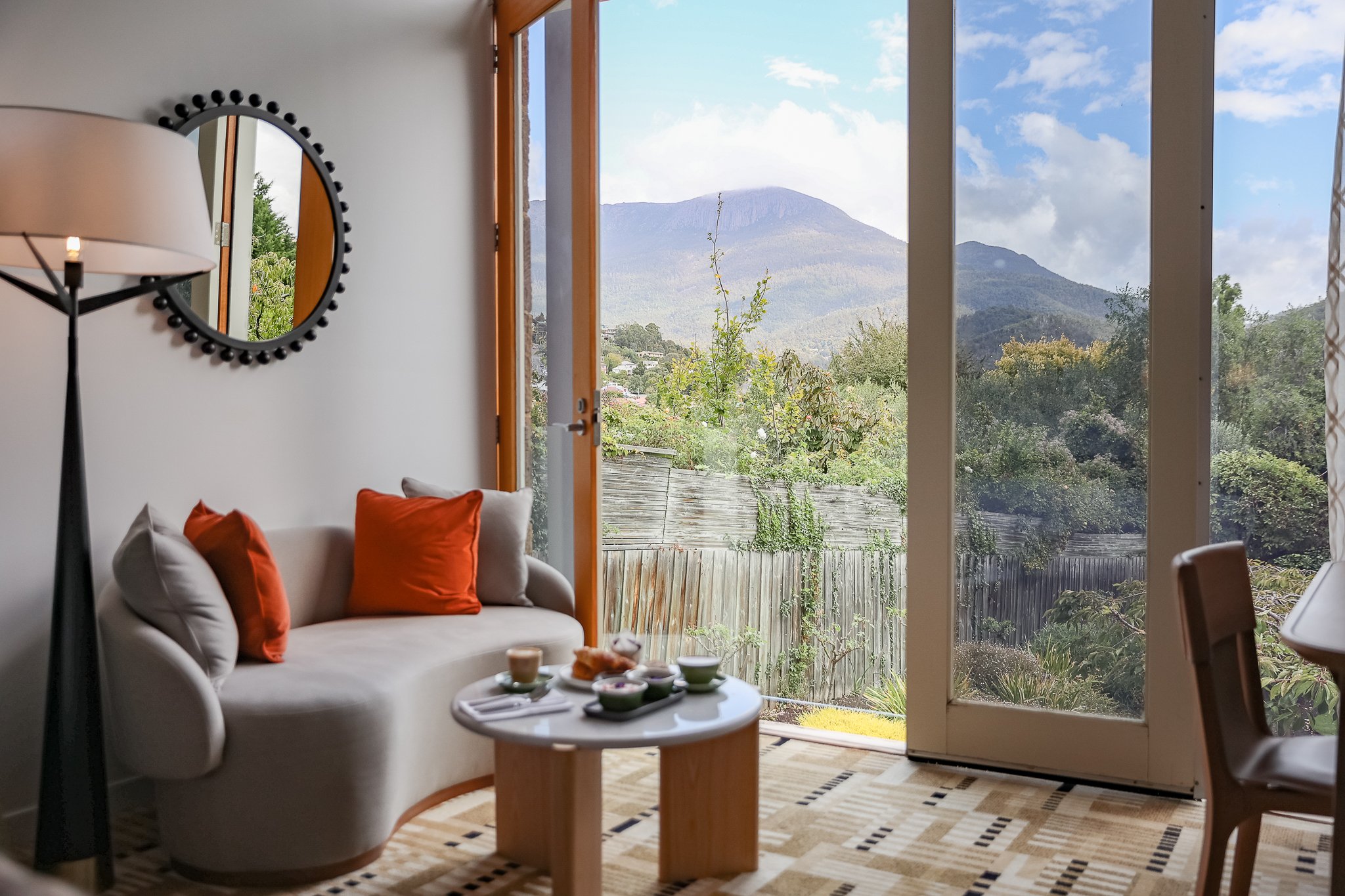 Islington Hotel by null