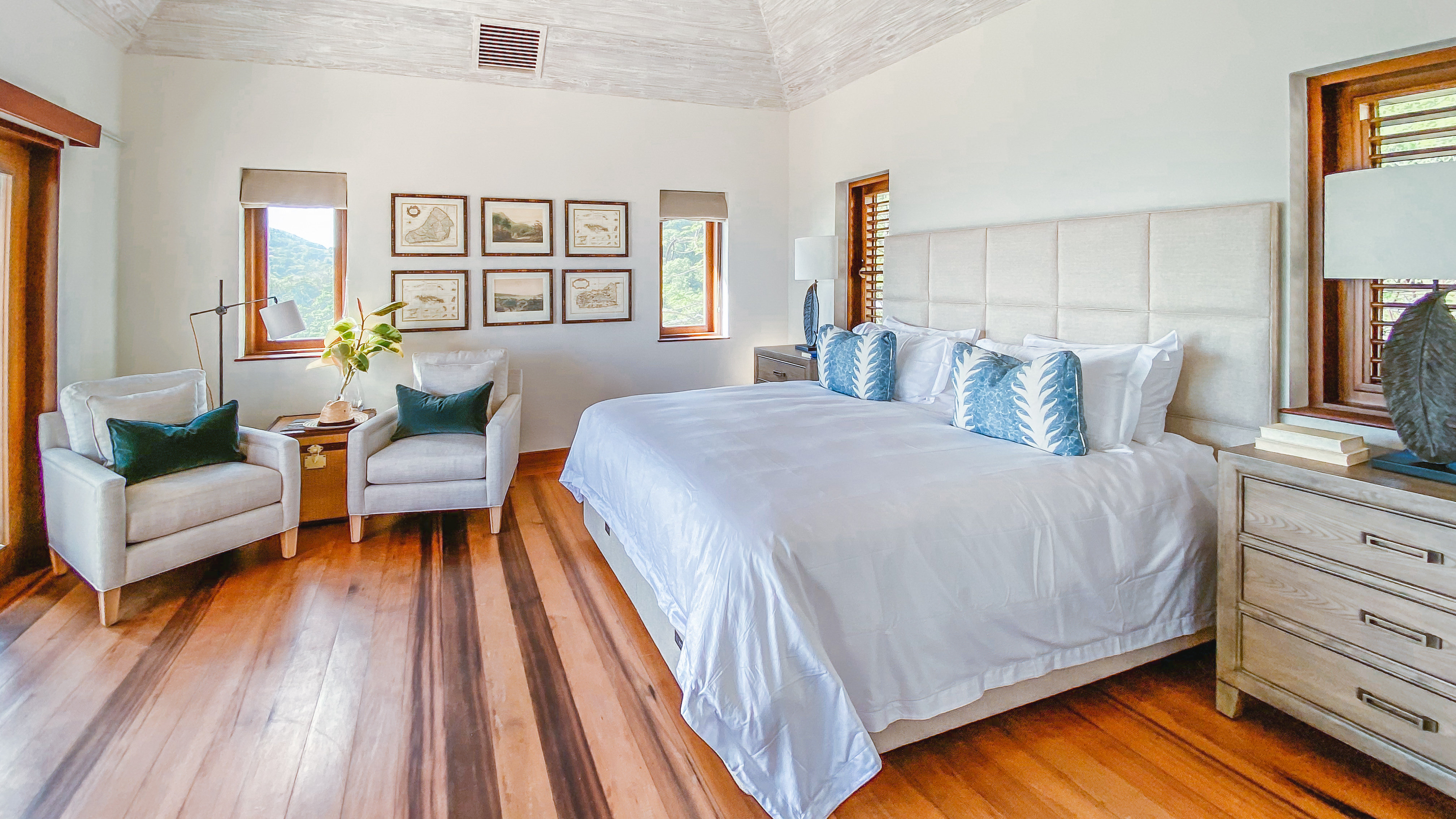 Bequia Beach Hotel by null