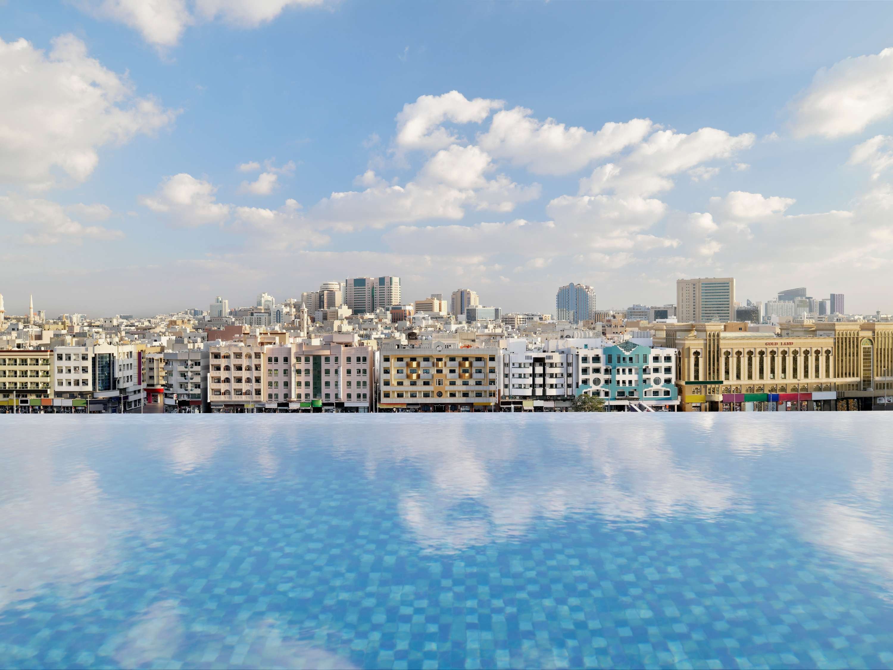 Mercure Dubai Deira, Deira