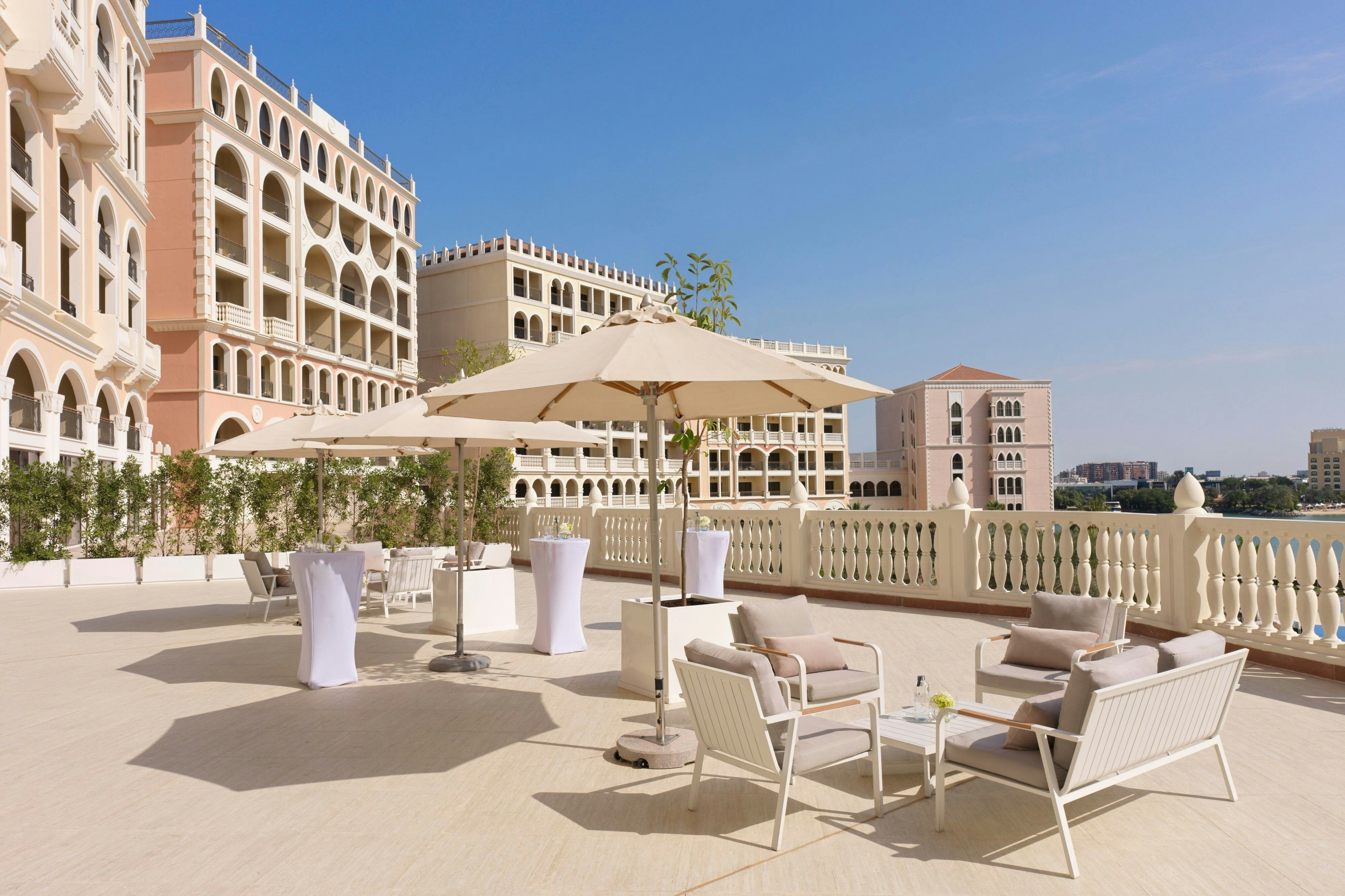 The Ritz-Carlton Abu Dhabi, Grand Canal photo 6