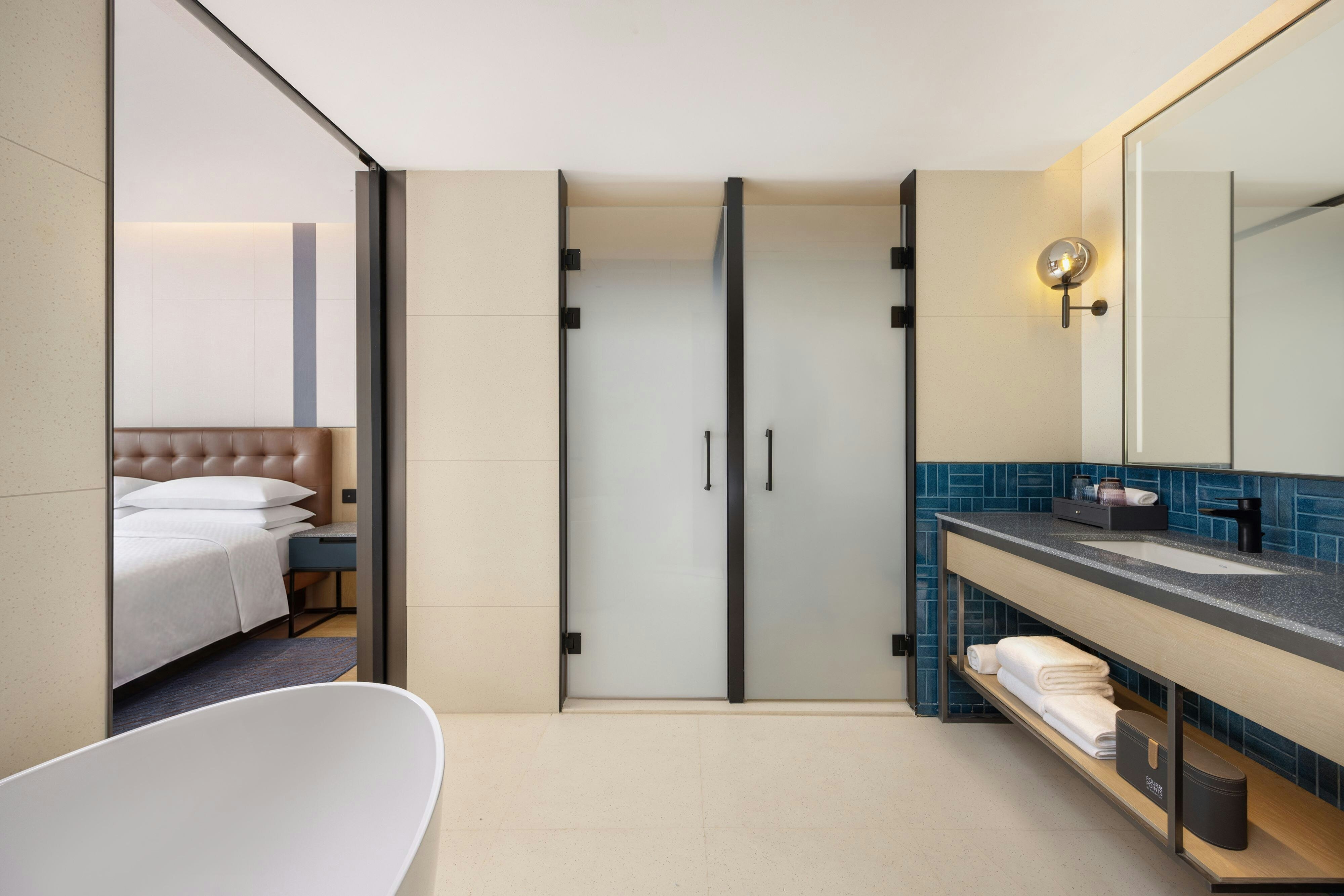Four Points by Sheraton Harbin City Center photo 2