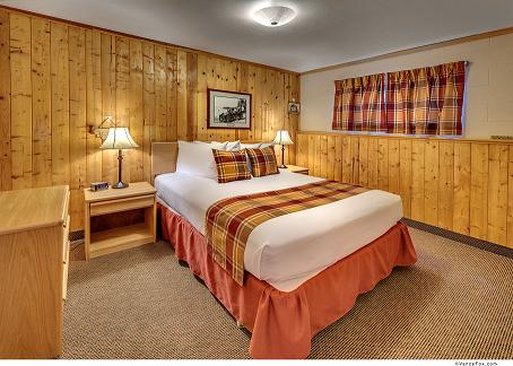 Cedar Glen Lodge by null
