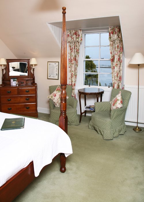 Eilean Iarmain Hotel by null