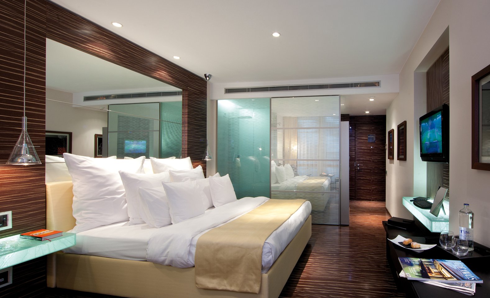 Romeo Hotel - Naples by null
