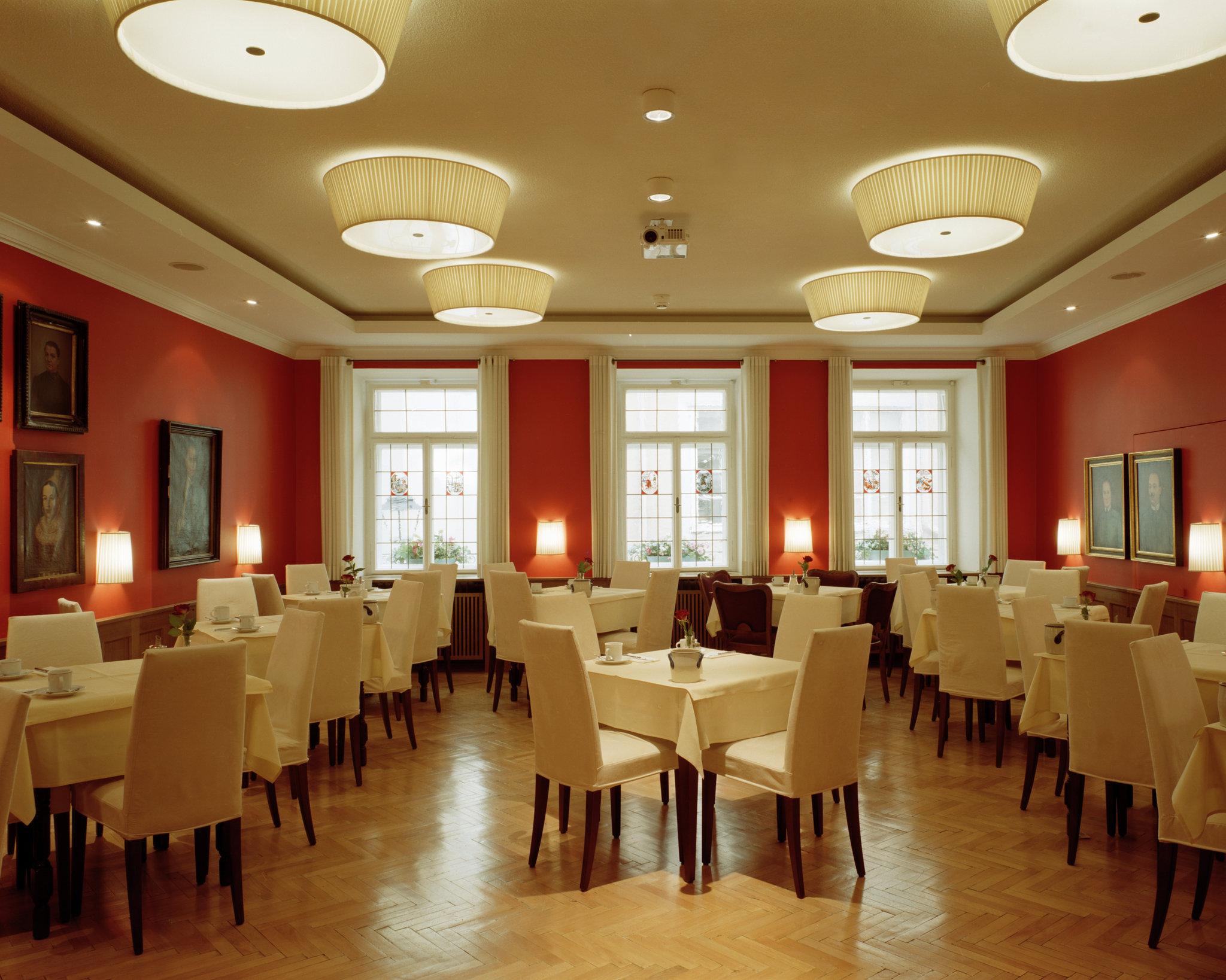 Hotel Elefant by null