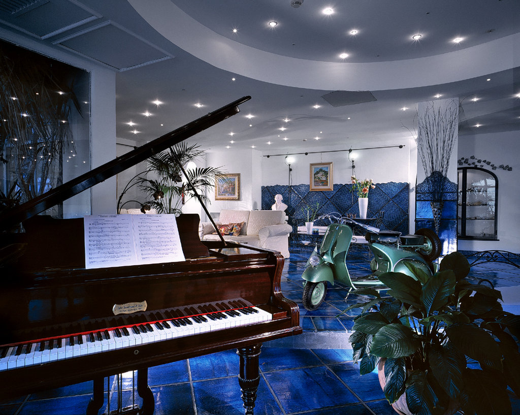 Art Hotel / Hotel Pasitea by null