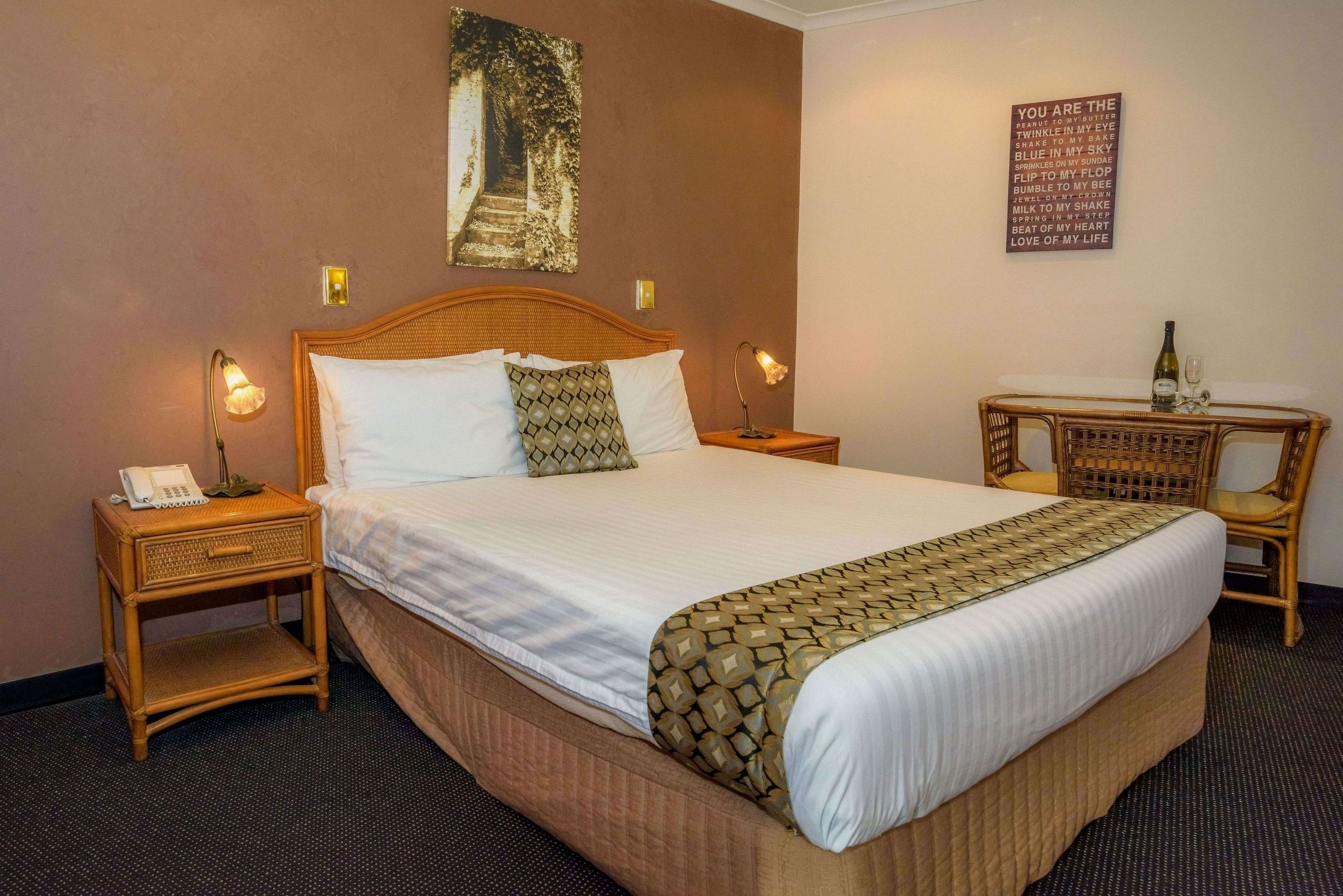 Sapphire Waters Motor Inn by null