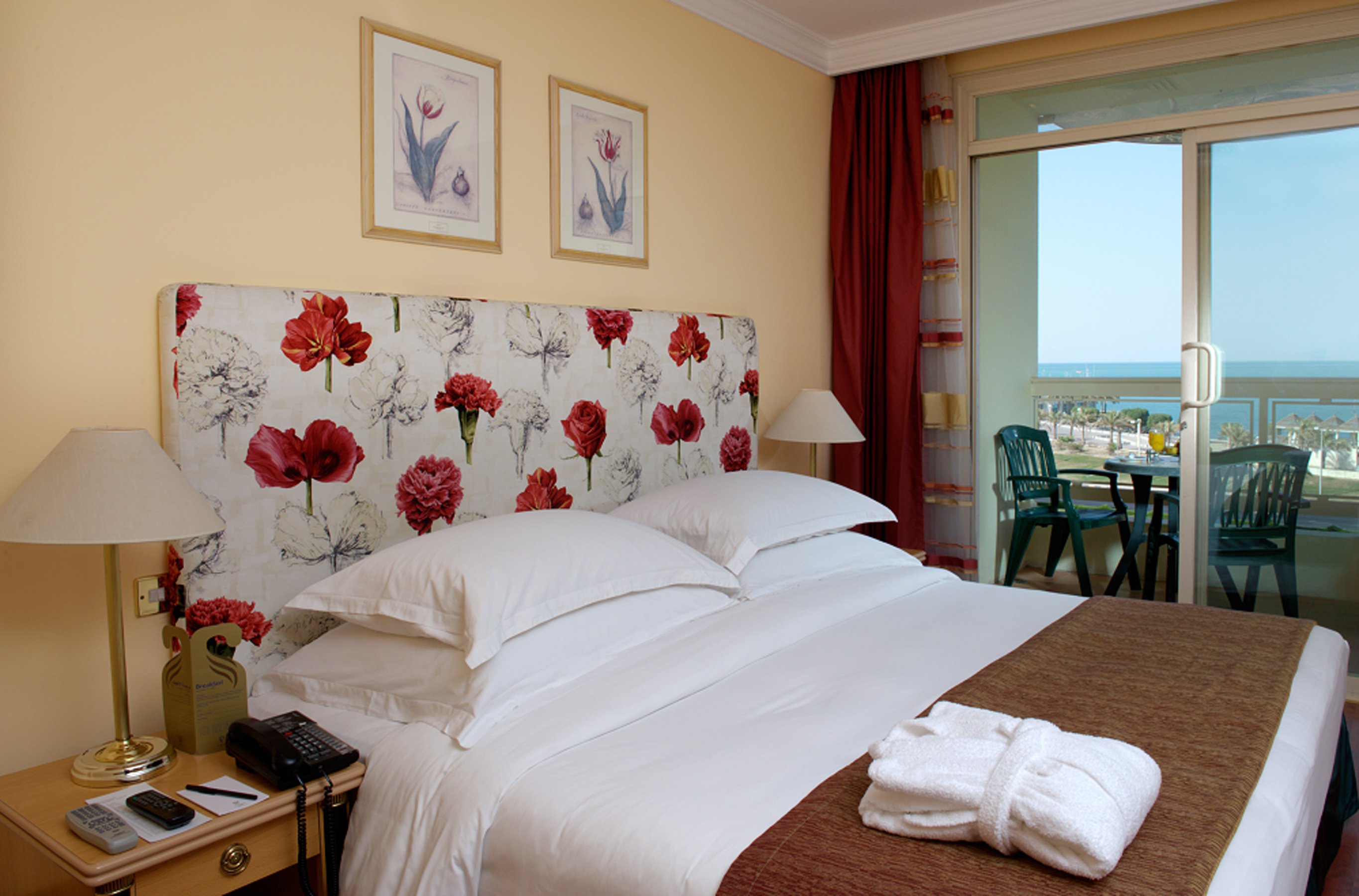 Le Royal Hotel by null