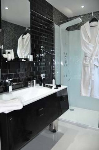 Art Hotel Tours by null