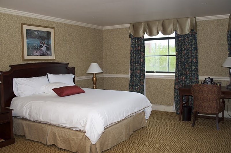 Roberts Riverwalk Hotel by null