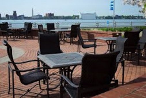 Roberts Riverwalk Hotel by null