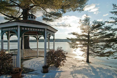 The Lake House at Ferry Point Inn by null