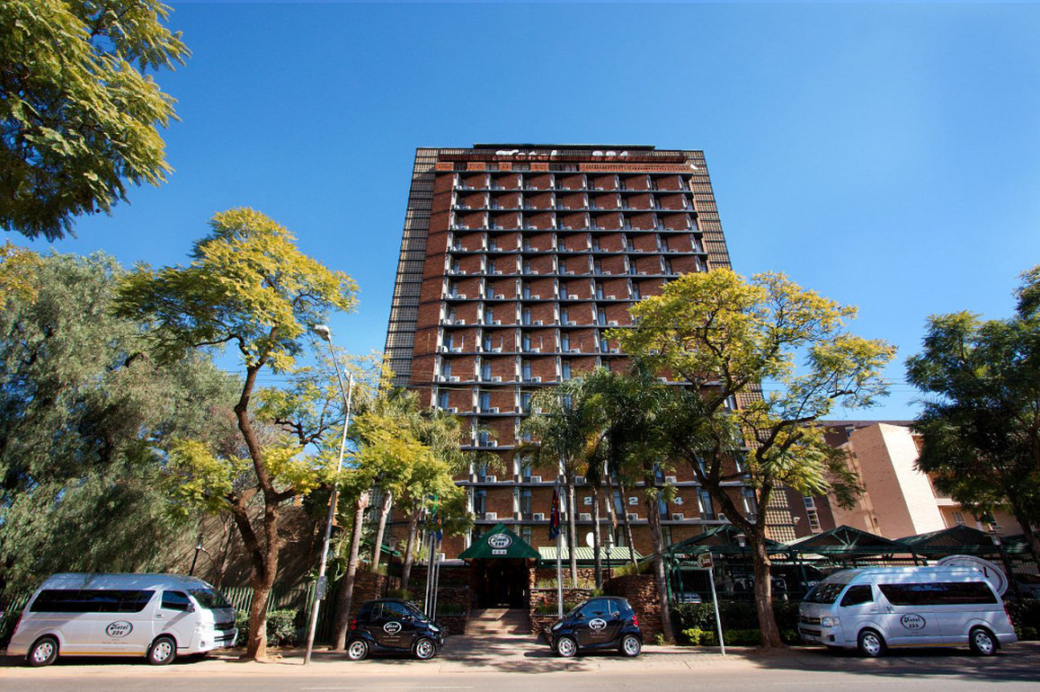 Hotel 224 image