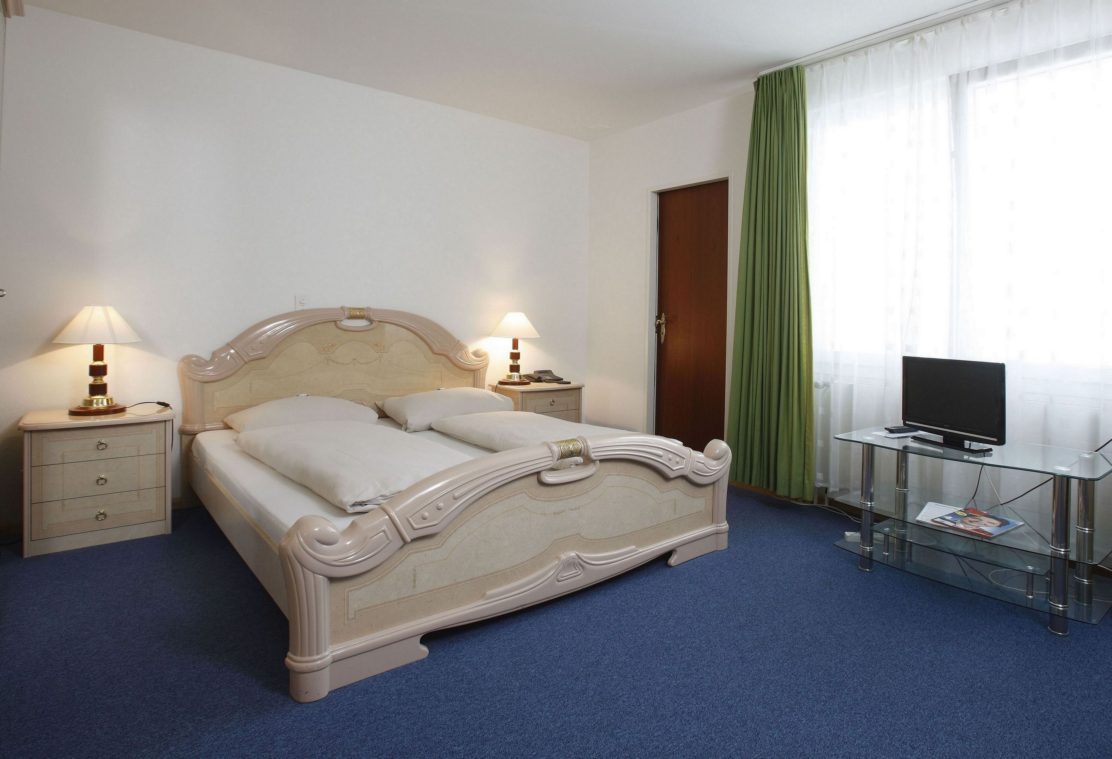 Hotel zum Spalenbrunnen by null