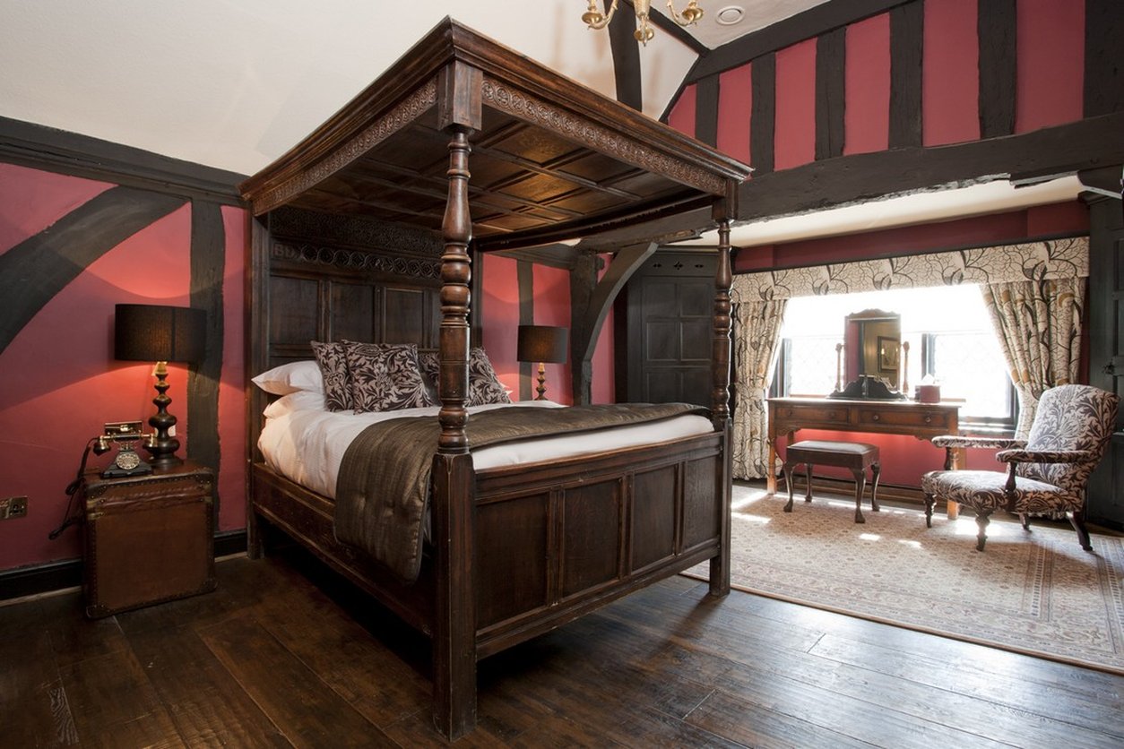 The White Swan Hotel, Stratford by null