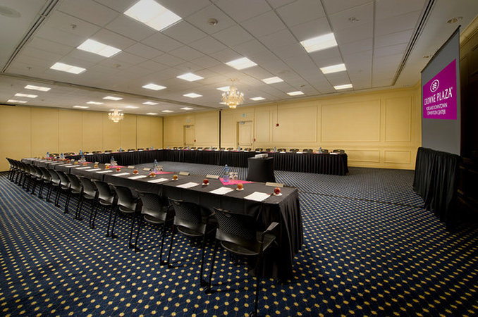 Crowne Plaza Portland-Downtown Conv Ctr photo 6
