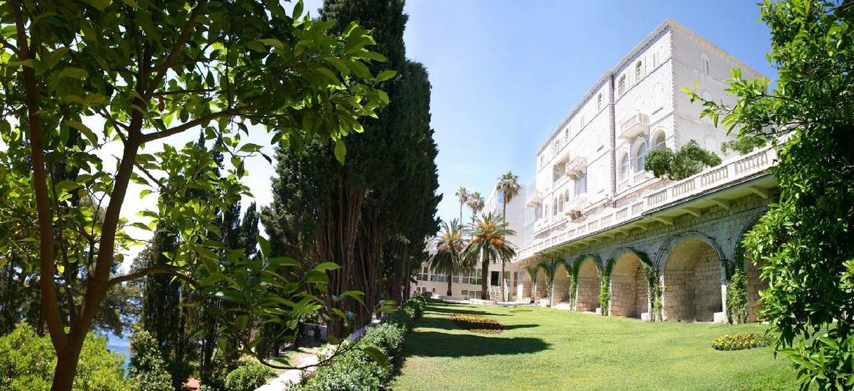 Grand Villa Argentina by null