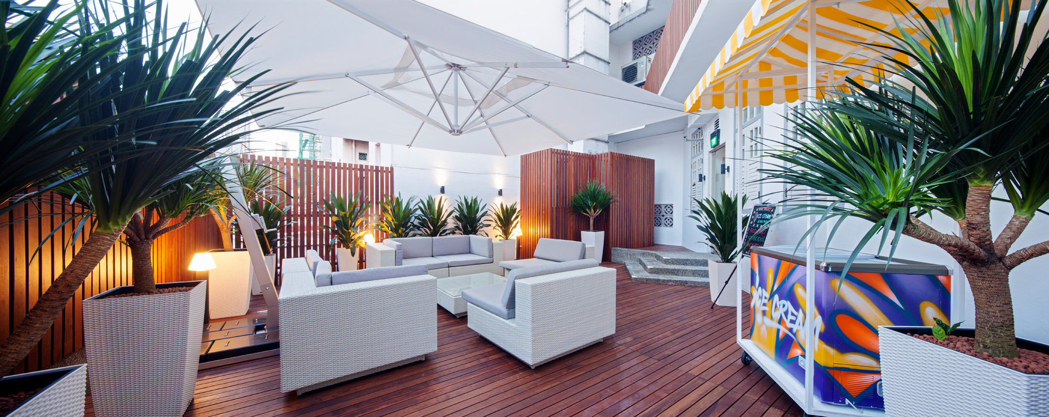 Hotel 1929 by null
