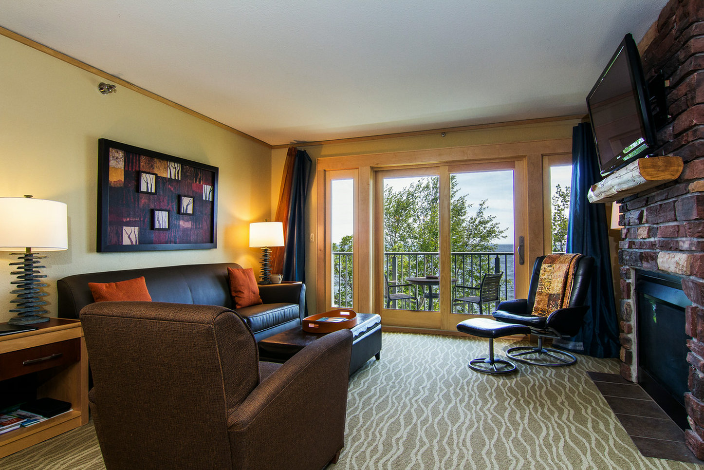 East Bay Suites by null
