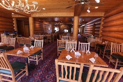 Headwaters Lodge & Cabins by null