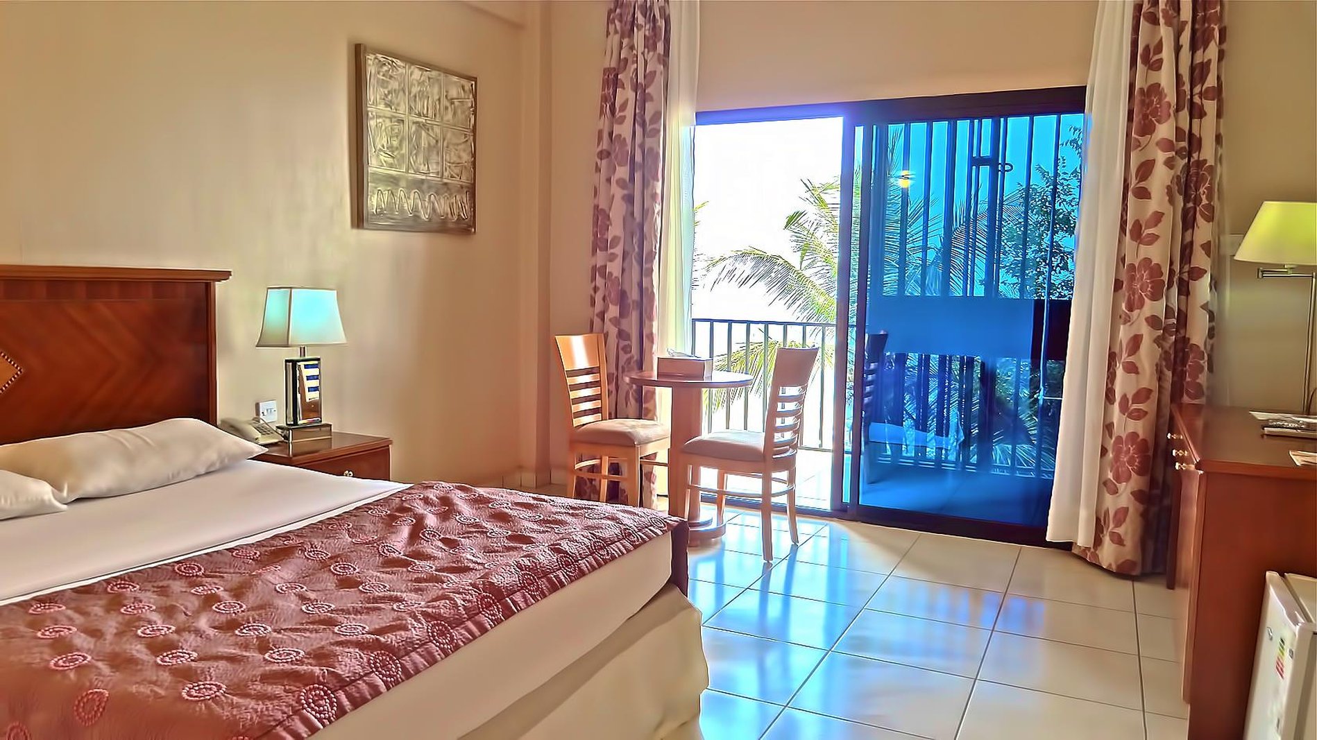 The Country Lodge Hotel by null