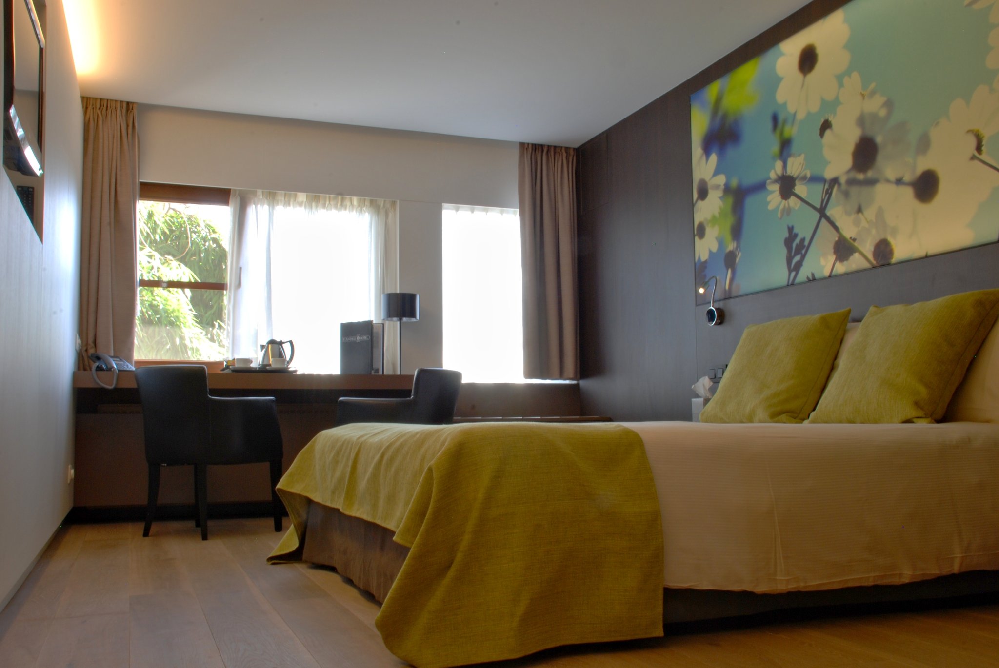 Flanders Hotel by null
