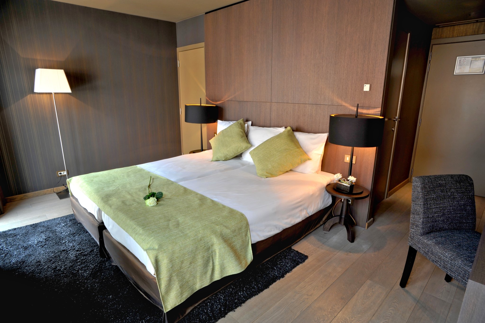 Flanders Hotel by null