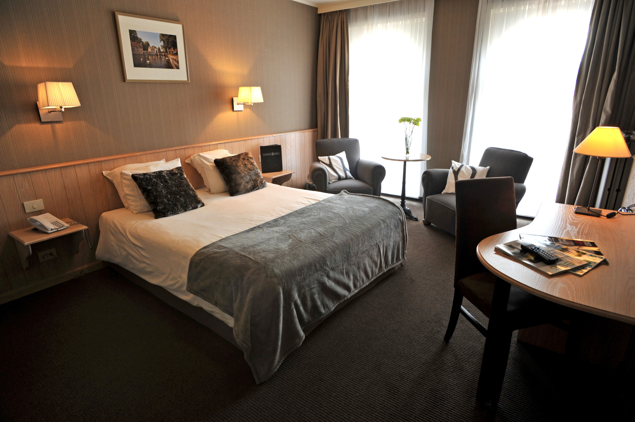 Flanders Hotel by null