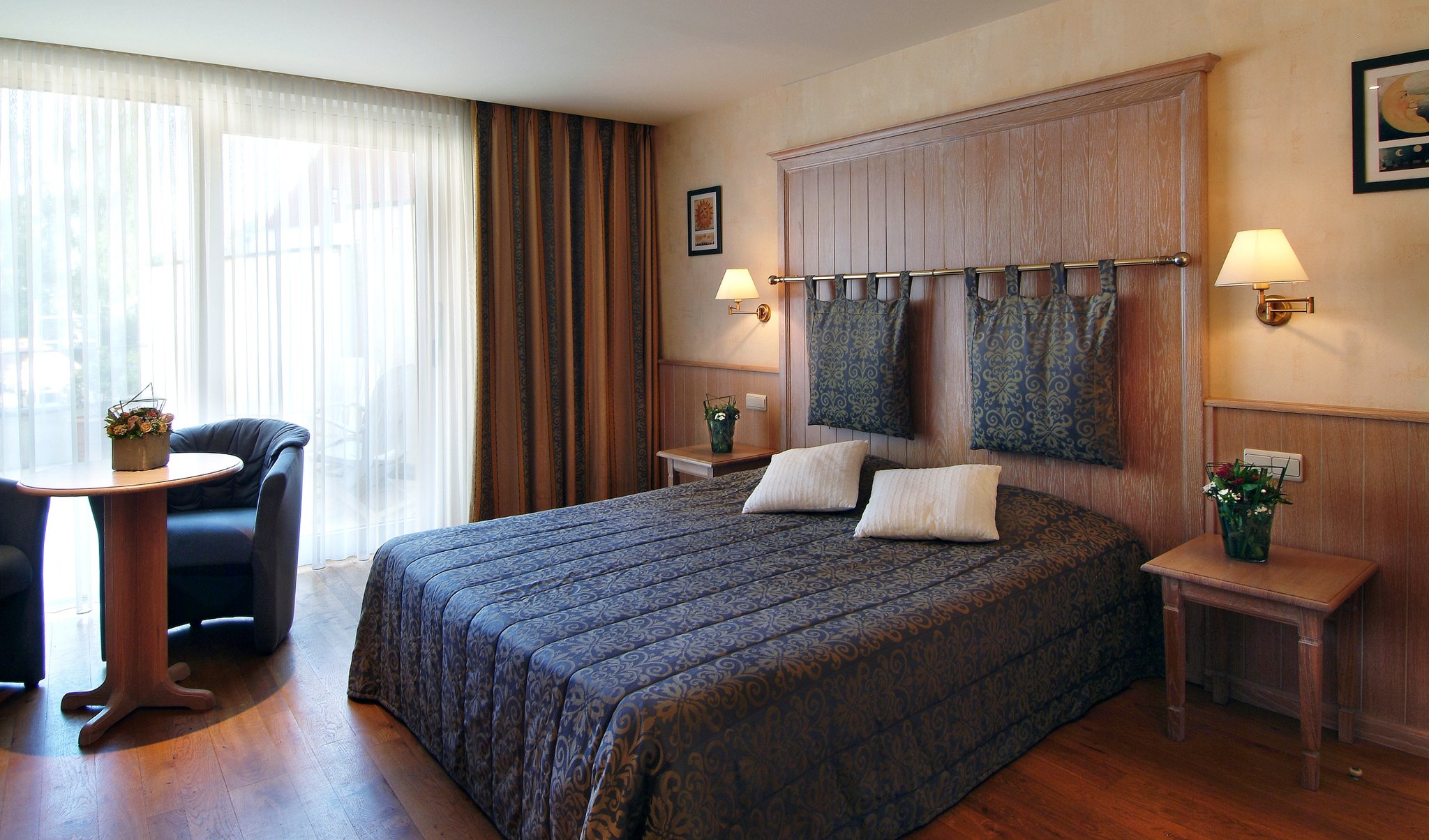 Flanders Hotel by null