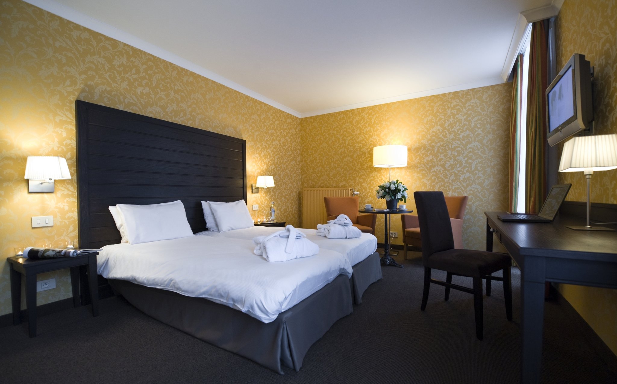 Flanders Hotel by null