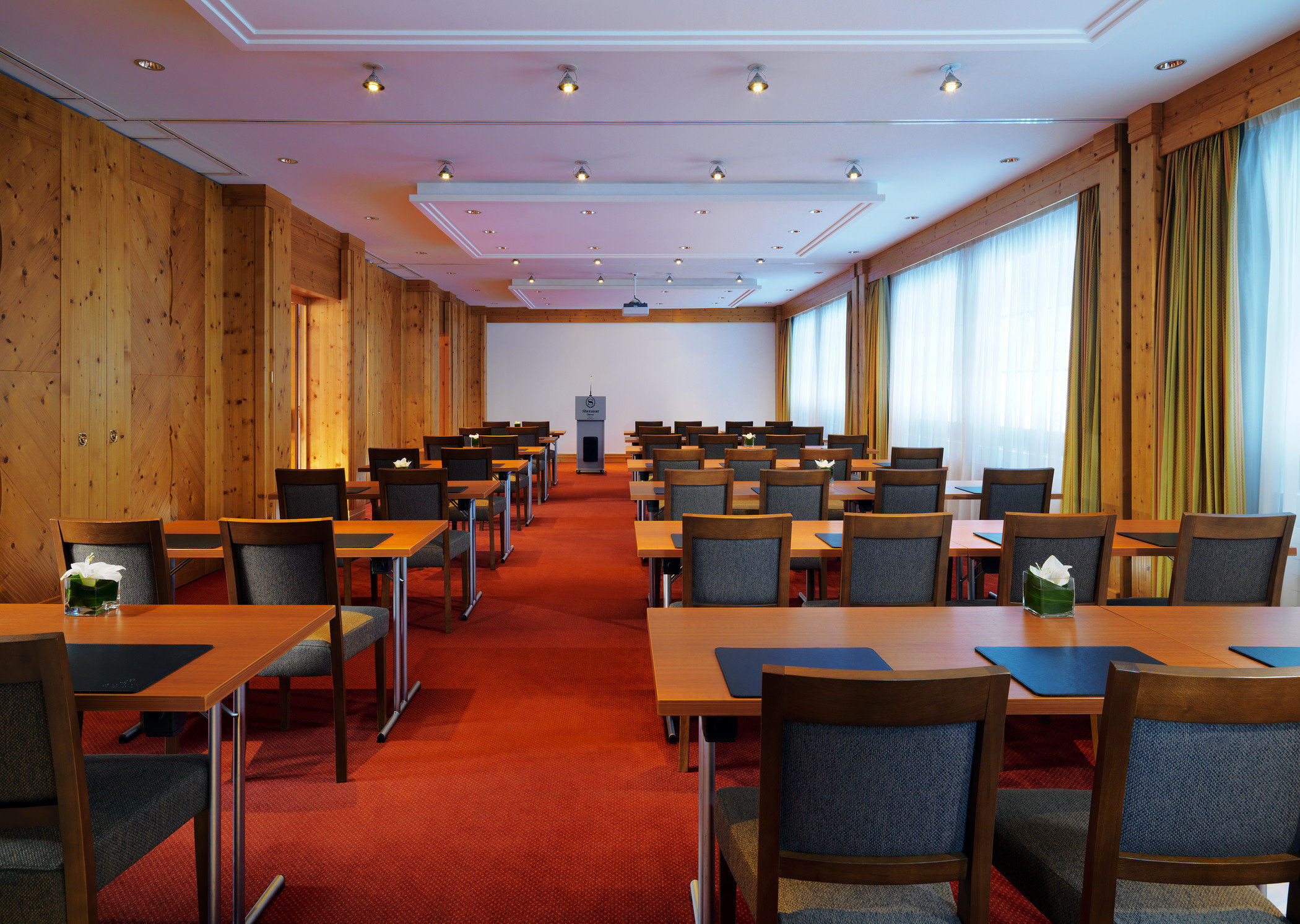 Hotel Waldhuus Davos by null