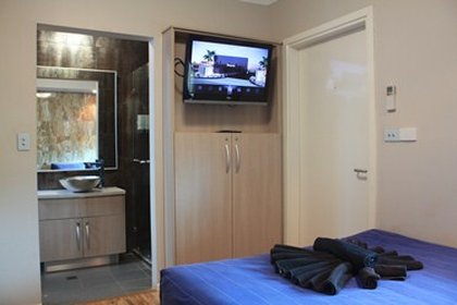 Newman Hotel by null