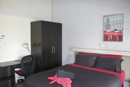 Newman Hotel by null