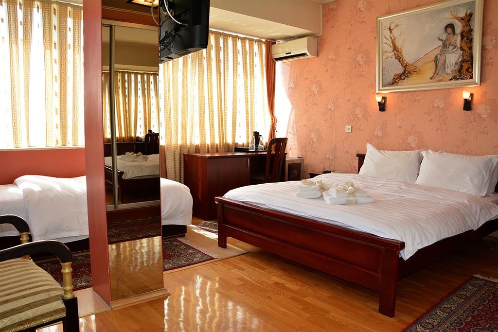 Hotel „Super 8“ by null