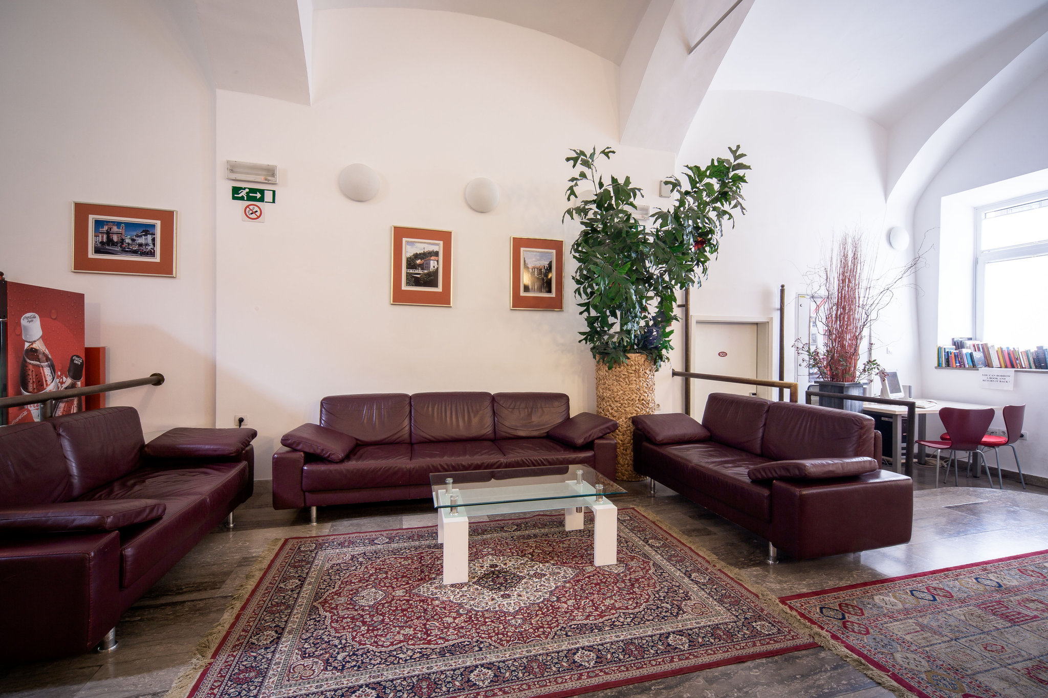 Hotel Emonec by null