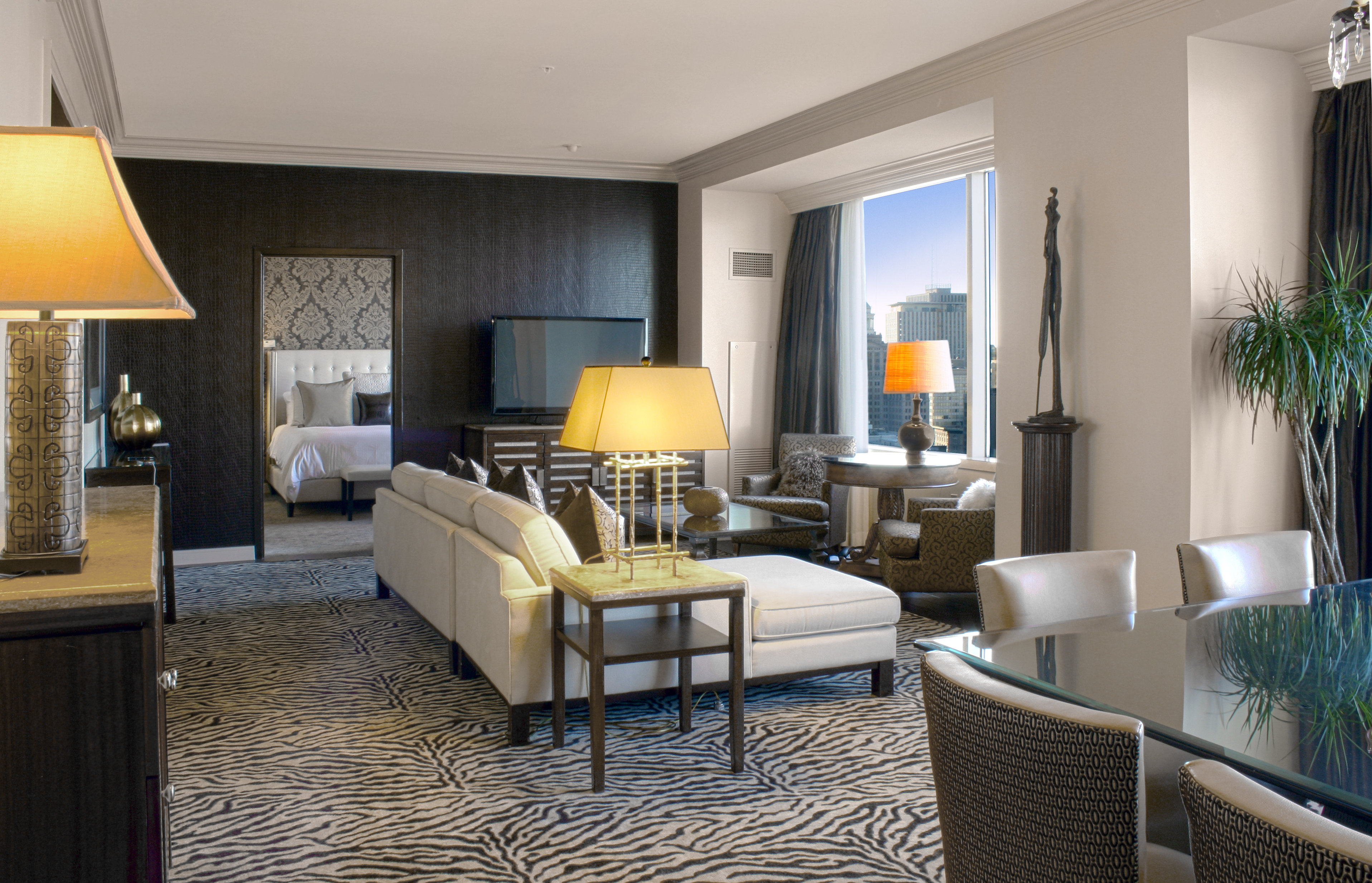 Loews New Orleans Hotel by null